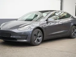 Grau Gebraucht 2019 Tesla Model 3 Long Range Limousine | 23.950 € (Teuer)