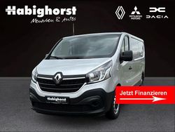 Grau Gebraucht 2021 Renault Trafic Komfort Van / Kleinbus | 19.300 € (Etwas zu teuer)