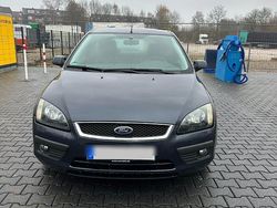 Grau Gebraucht 2006 Ford Focus Coupé | 1.500 € (Fairer Preis)