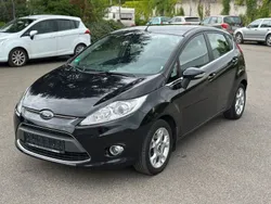 Schwarz Gebraucht 2013 Ford Fiesta Titanium Kleinwagen | 6.290 € (Fairer Preis)