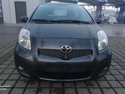 Grau Gebraucht 2009 Toyota Yaris Sol Kleinwagen | 6.500 € (Fairer Preis)