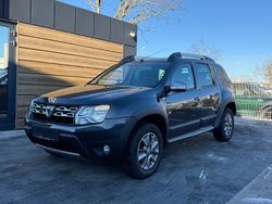 Grau Gebraucht 2015 Dacia Duster Prestige SUV | 8.900 € (Fairer Preis)