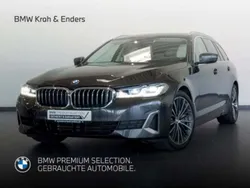 Grau Gebraucht 2021 BMW 540 Luxury Line Kombi | 47.250 € (Fairer Preis)