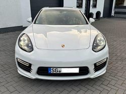 Weiß Gebraucht 2015 Porsche Panamera GTS Limousine | 52.890 € (Teuer)