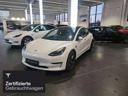 Weiß Gebraucht 2021 Tesla Model 3 Long Range AWD Limousine | 26.900 € (Fairer Preis)
