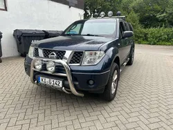 Blau Gebraucht 2006 Nissan Navara SE Abholung | 3.899 €