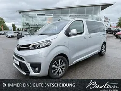 Silber Gebraucht 2018 Toyota Proace Verso Team Kombi | 22.900 € (Superpreis)