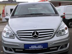 Silber Gebraucht 2006 Mercedes B200 Van / Kleinbus | 6.900 € (Fairer Preis)