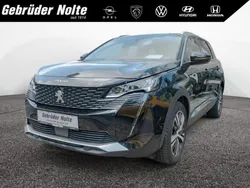 Schwarz / Gebraucht 2022 Peugeot 5008 Allure Van / Kleinbus | 27.950 € (Fairer Preis)