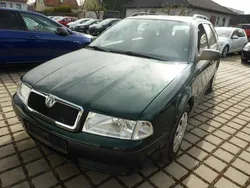 Grün Gebraucht 2004 Skoda Octavia Kombi | 990 € (Superpreis)
