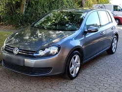 Grau Gebraucht 2010 VW Golf VI Trendline Limousine | 3.900 € (Guter Preis)