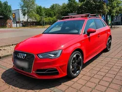 Rot Gebraucht 2015 Audi A3 e-tron Kleinwagen | 15.000 €