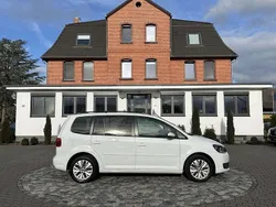 Weiß Gebraucht 2014 VW Touran Comfortline Van / Kleinbus | 8.100 € (Superpreis)