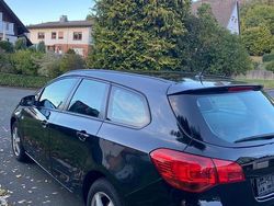 Schwarz Gebraucht 2013 Opel Astra Kombi | 3.650 € (Guter Preis)