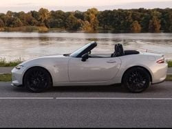 Weiß Gebraucht 2016 Mazda MX5 Sports-Line Cabrio | 22.999 € (Teuer)