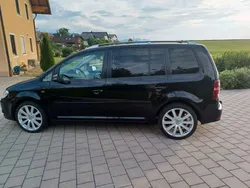 Schwarz Gebraucht 2010 VW Touran R-line Edition Van / Kleinbus | 4.800 € (Guter Preis)