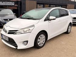 Weiß Gebraucht 2013 Toyota Verso Life Van / Kleinbus | 6.399 € (Fairer Preis)