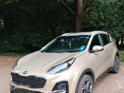 Beige Gebraucht 2019 Kia Sportage Platinum Edition SUV | 17.500 € (Fairer Preis)
