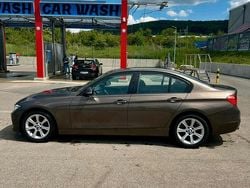 Braun Gebraucht 2012 BMW 320 Limousine | 7.750 € (Superpreis)