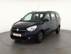 Blau Gebraucht 2018 Dacia Lodgy Essentiel Van / Kleinbus | 13.990 € (Teuer)