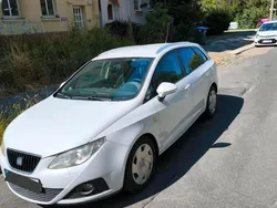Weiß Gebraucht 2011 Seat Ibiza Limousine | 3.600 € (Fairer Preis)