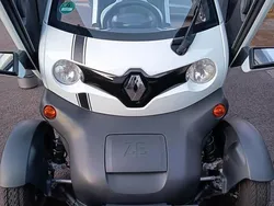 Weiß Gebraucht 2017 Renault Twizy Kleinwagen | 7.999 €