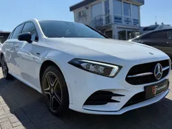 Weiß Gebraucht 2020 Mercedes A250 AMG Limousine | 28.450 € (Fairer Preis)