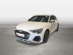 Weiß Gebraucht 2024 Audi S3 Sport Limousine | 44.930 € (Guter Preis)