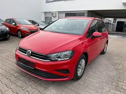 Rot Gebraucht 2019 VW Golf Sportsvan Trendline Van / Kleinbus | 13.995 € (Fairer Preis)