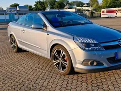 Blau Gebraucht 2007 Opel Astra Cabriolet Edition Cabrio | 3.899 € (Fairer Preis)