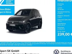 Schwarz Gebraucht 2024 VW Golf VIII Black Edition Limousine | 52.838 €