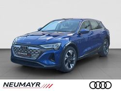 Blau Gebraucht 2023 Audi Q8 e-tron Advanced SUV | 51.990 € (Guter Preis)