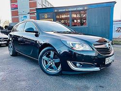 Schwarz Gebraucht 2016 Opel Insignia Innovation Kombi | 6.990 € (Fairer Preis)