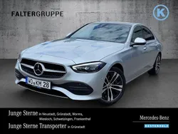 Lack hightechsilber Gebraucht 2024 Mercedes C220 Avantgarde Limousine | 49.980 €