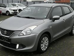 Grau Gebraucht 2017 Suzuki Baleno Limousine | 5.590 €