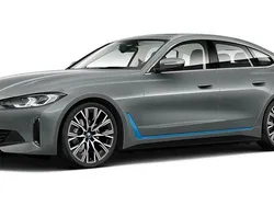 Grau Gebraucht 2024 BMW i4 Sport Line Limousine | 49.852 € (Fairer Preis)
