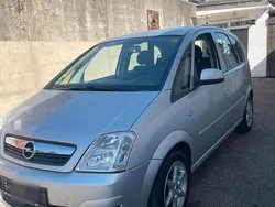 Andere farben Gebraucht 2009 Opel Meriva Van / Kleinbus | 2.750 € (Fairer Preis)