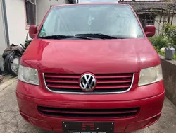 Rot Gebraucht 2007 VW Caravelle Van / Kleinbus | 4.499 €