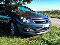 Grau Gebraucht 2007 Opel Astra GTC Sport Limousine | 4.000 € (Superpreis)