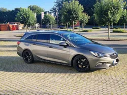 Grau Gebraucht 2017 Opel Astra Innovation Kombi | 12.899 € (Fairer Preis)