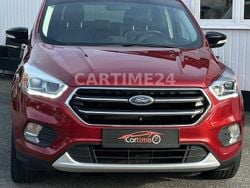 Ruby red metallic Gebraucht 2018 Ford Escape SUV | 13.899 €