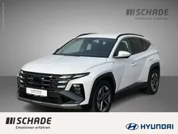 Atlas white uni Gebraucht 2024 Hyundai Tucson Trend SUV | 32.950 € (Guter Preis)