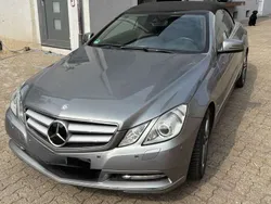 Grau Gebraucht 2011 Mercedes E500 AMG Cabrio | 24.499 € (Etwas zu teuer)