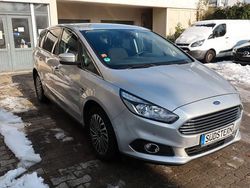 Silber Gebraucht 2019 Ford S-MAX Titanium Van / Kleinbus | 11.990 € (Guter Preis)