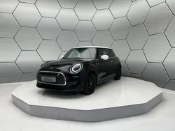 Enigmatic black (metallic) Gebraucht 2021 Mini Cooper Kleinwagen | 17.990 € (Fairer Preis)