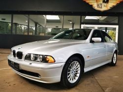 Titansilber metallic (metallic) Gebraucht 2002 BMW 530 Limousine | 13.950 €