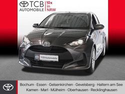 Grau Gebraucht 2023 Toyota Yaris Comfort Kleinwagen | 16.849 € (Fairer Preis)