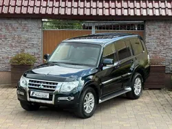 Deep green Gebraucht 2015 Mitsubishi Pajero Diamant Edition SUV | 20.900 € (Fairer Preis)