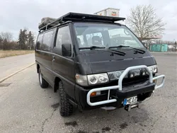 Mitsubishi L300