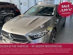 Grau Gebraucht 2024 Mercedes A200 Progressive Limousine | 27.980 € (Fairer Preis)